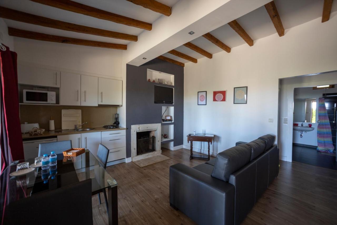 Apartamentos Rurais - Casas Do Lagar 로스매닌허 외부 사진